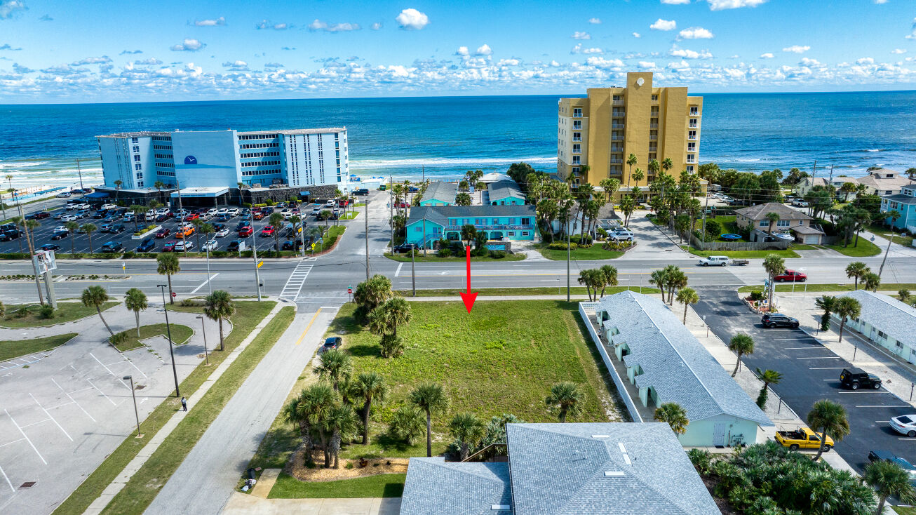 S Atlantic Ave, New Smyrna Beach, FL 32169