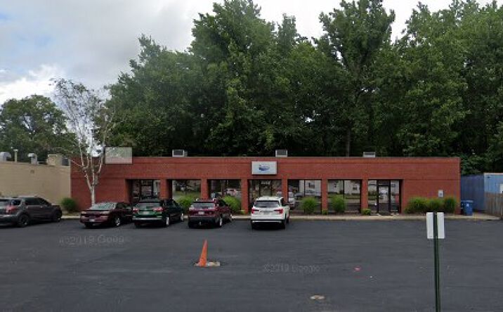 Pictures of Office property located at 2340 Washington Ave, Evansville, IN 47714 for sales - image #1