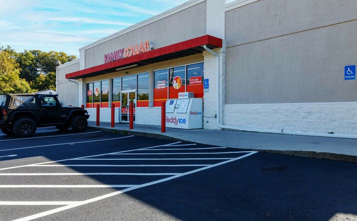 Pictures of Retail property located at 19026 Main St, Buchanan, VA 24066 for sales - image #1