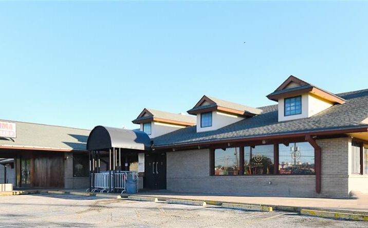 Pictures of Retail property located at 9710 N Lamar Blvd, Austin, TX 78753 for sales - image #1
