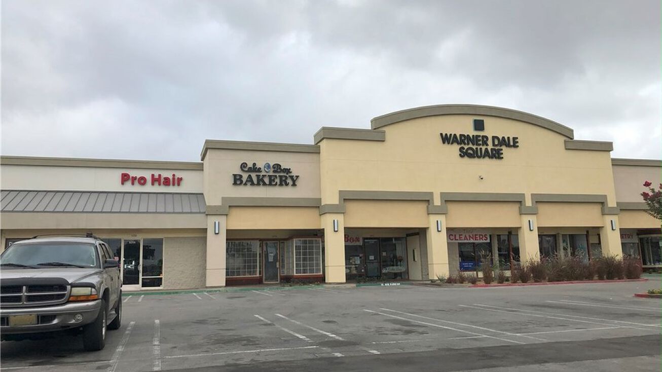 6050 Warner Ave, Huntington Beach, CA 92647