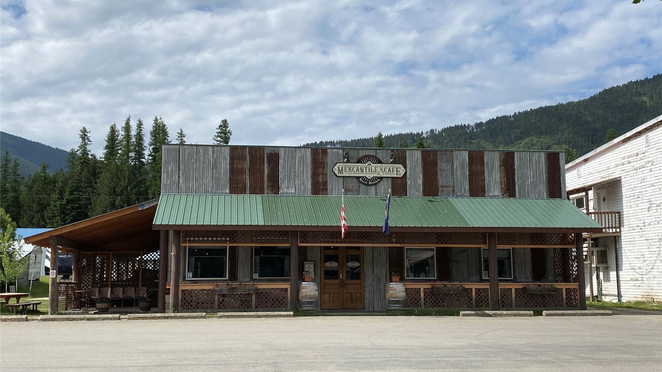 710 Noxon Avenue, Noxon, MT 59853