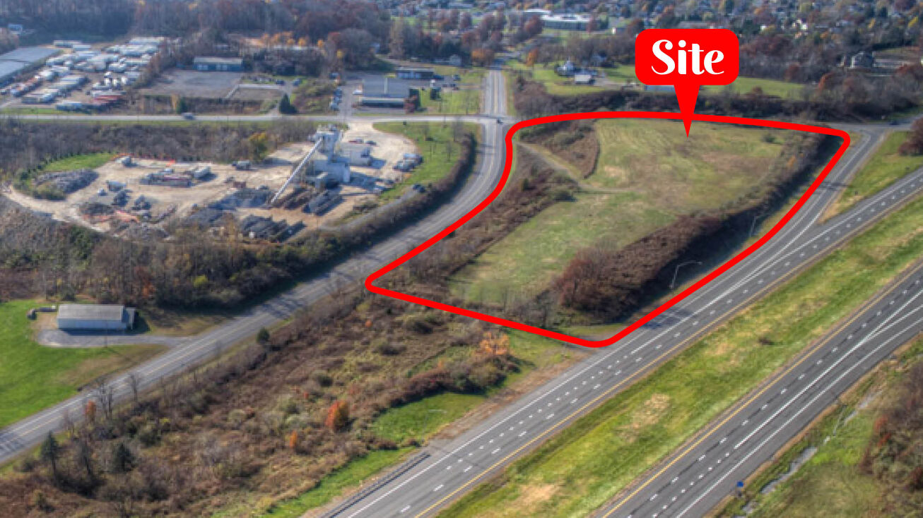 Fairfield Rd, Montoursville, PA 17754