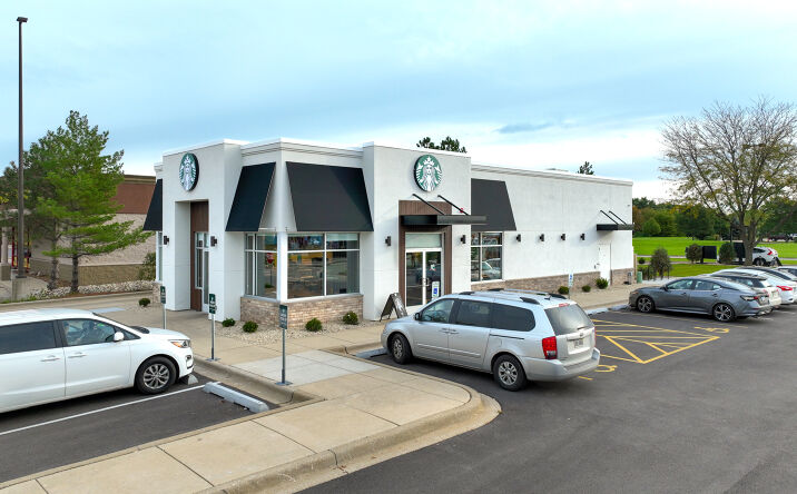 Pictures of Retail property located at 15939 Illinois Rte 59, Plainfield, IL 60586 for comps - image #1