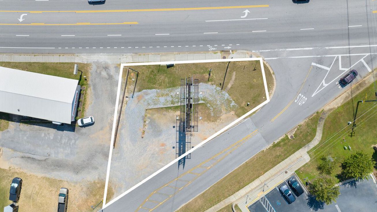 5513 N Davis Hwy, Pensacola, FL 32503