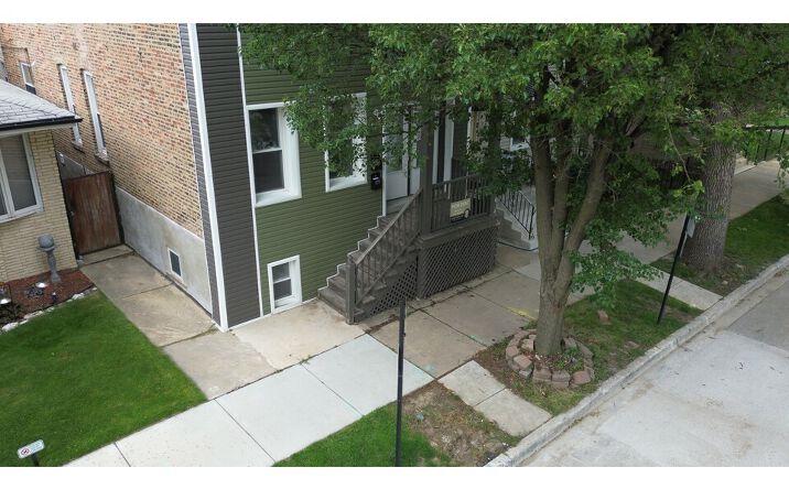 Pictures of Multifamily property located at 3744 S Parnell Ave, Chicago, IL 60609 for sales - image #1