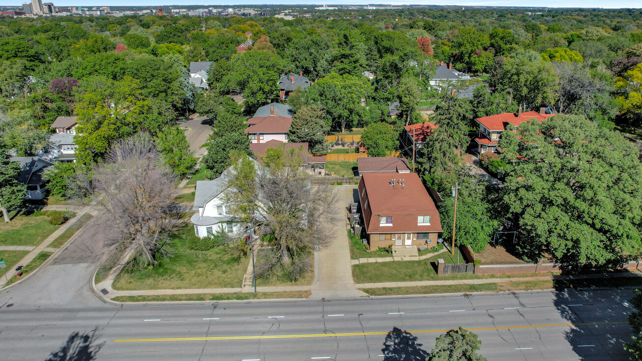 2410 South St, Lincoln, NE 68502