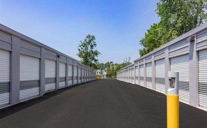 Pictures of Self Storage property located at  for sales - image #1