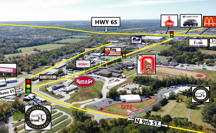 Pictures of Land property located at 727 N 9th St, Ozark, MO 65721 for sales - image #1