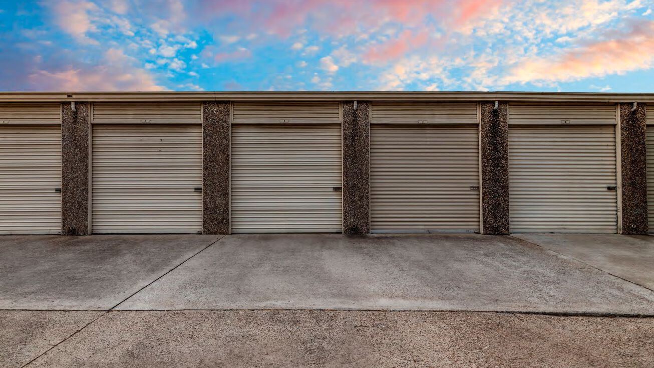 2020 Ward Rd, Baytown, TX 77520