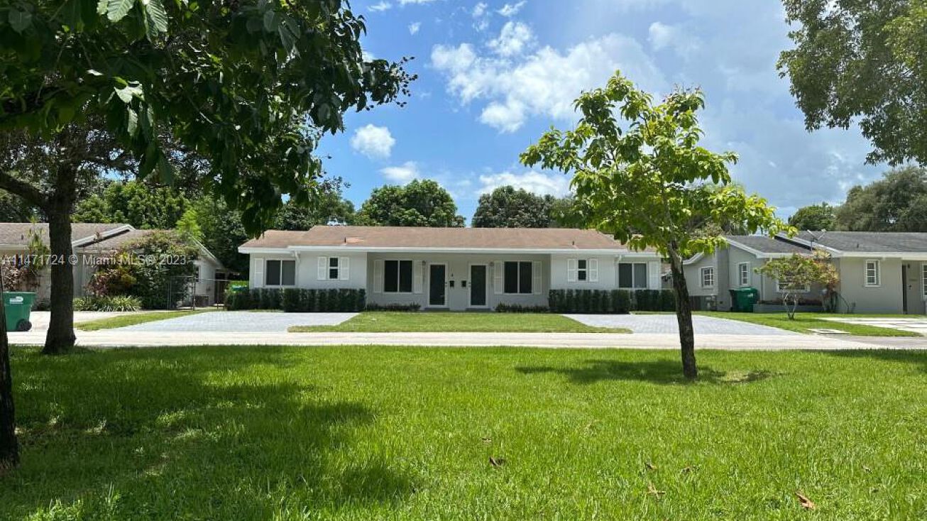 11051 SW 79th Ave, Pinecrest, FL 33156