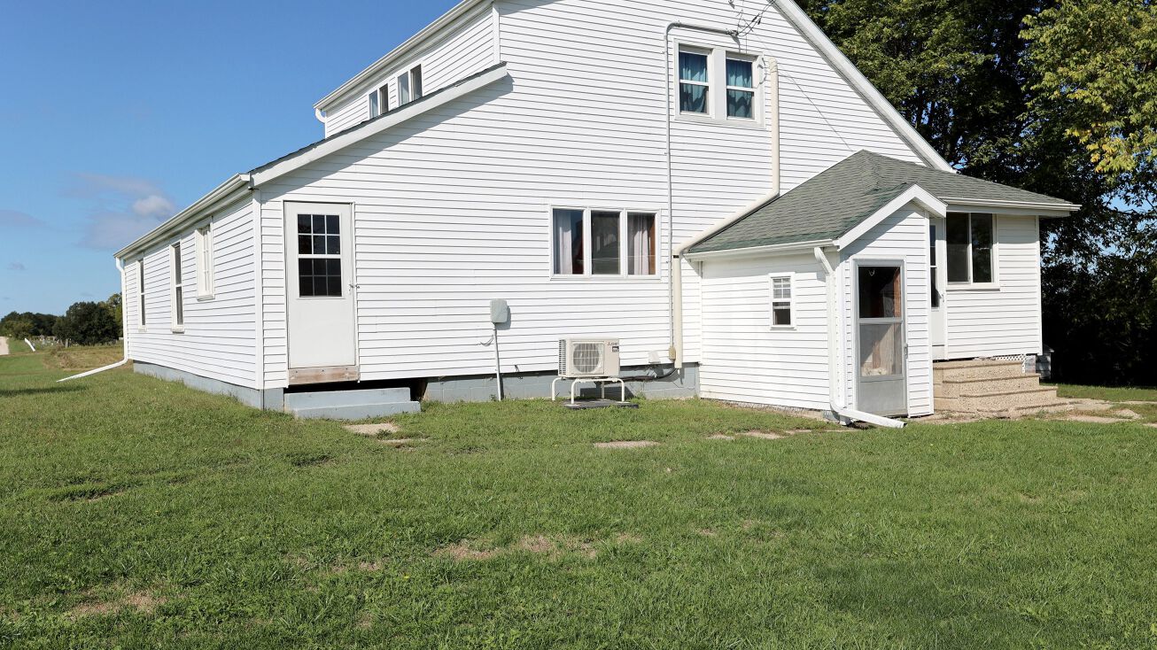 1124 Kirkwood Road, Humeston, IA 50123