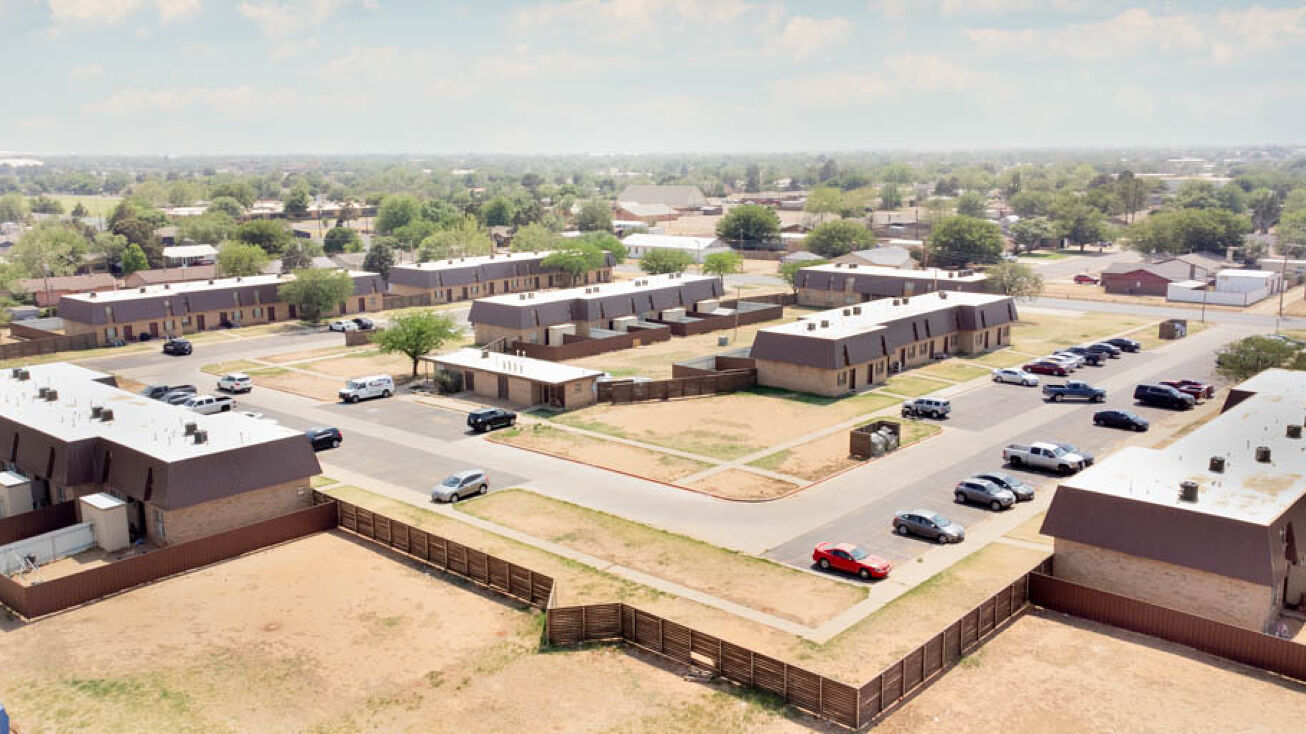 400 Cedar Ave, Levelland, TX 79336