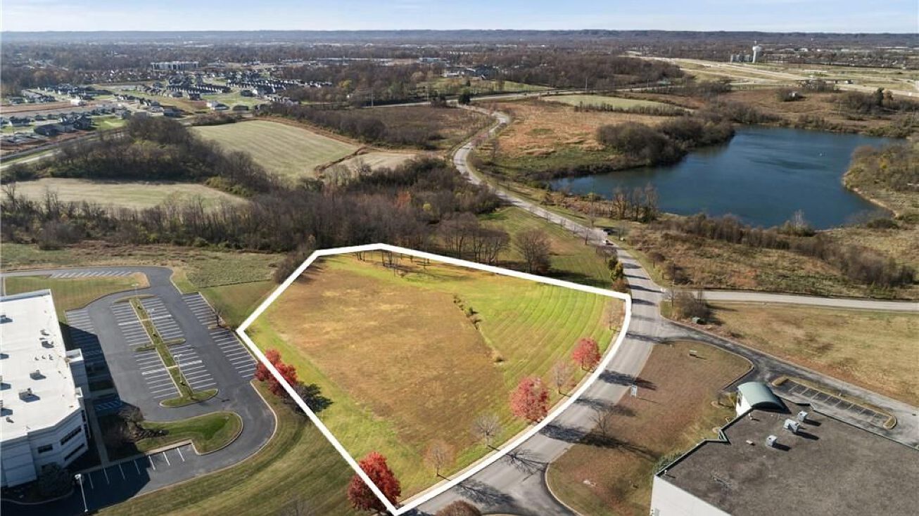 Centennial Blvd, Watson, IN 47130