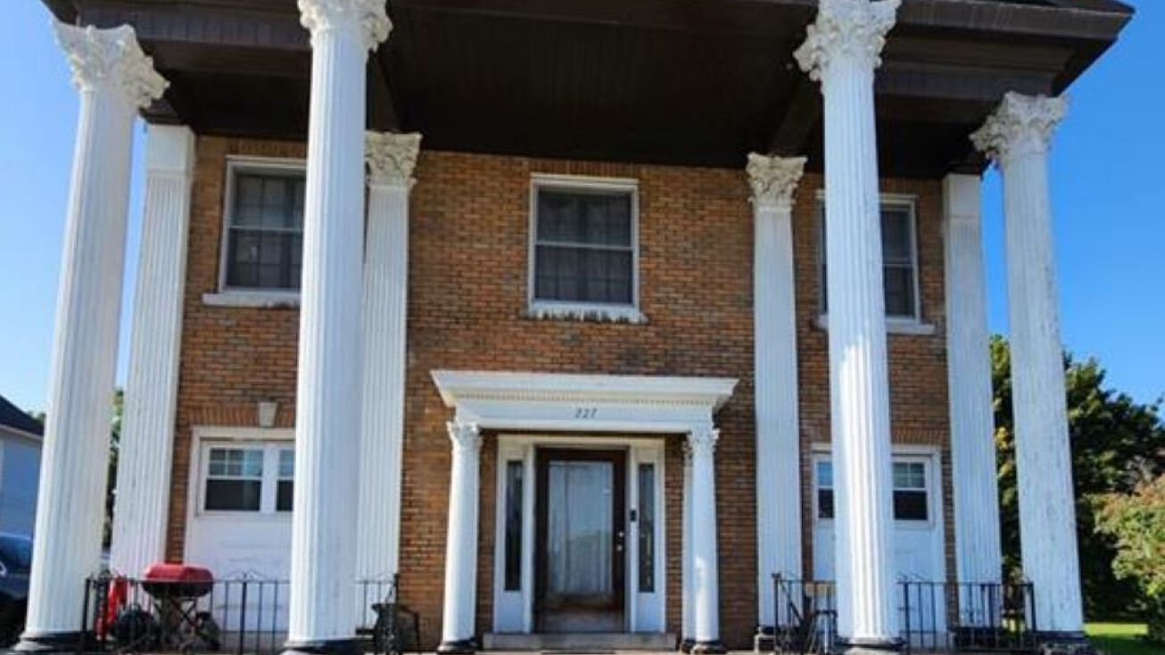 227 Abbott Rd, Buffalo, NY 14220