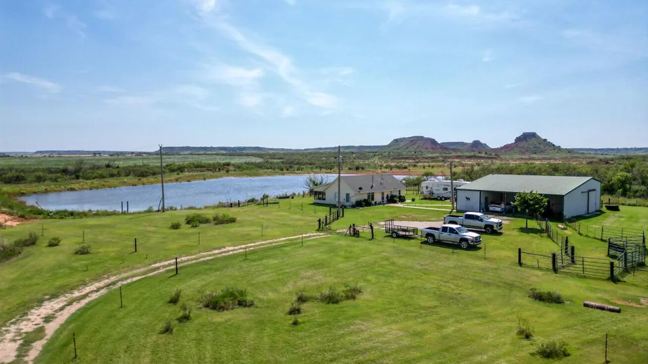 41713 S County Rd 241, Waynoka, OK 73860