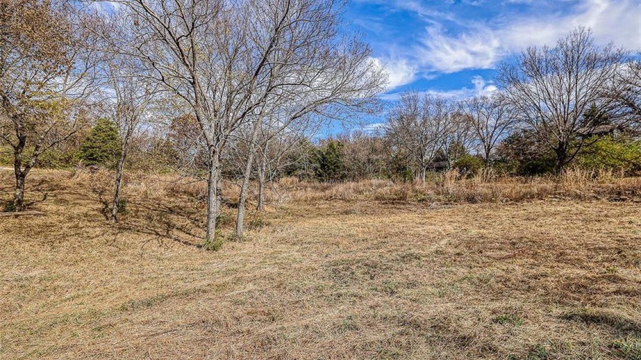 25480 W 131st Street, Olathe, KS 66061