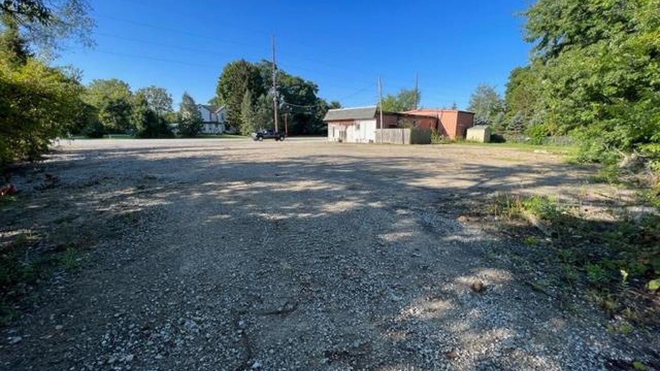 431 E U.S. Hwy 6, Valparaiso, IN 46383