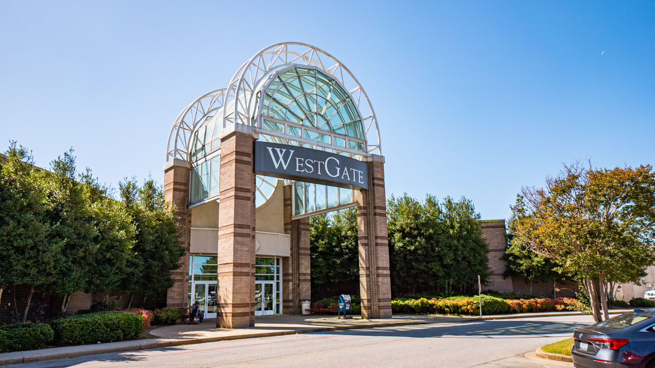 205 W Blackstock Rd, Spartanburg, SC 29301