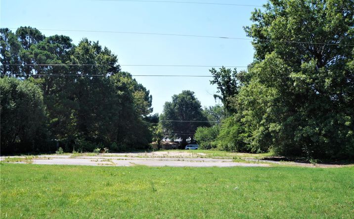 Pictures of Land property located at 503 South Bypass, Kennett, MO 63857 for sales - image #1