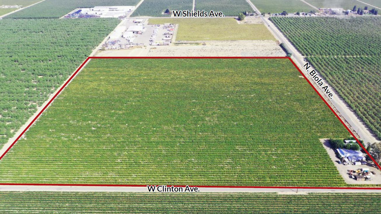 2525 N Biola Ave, Kerman, CA 93630