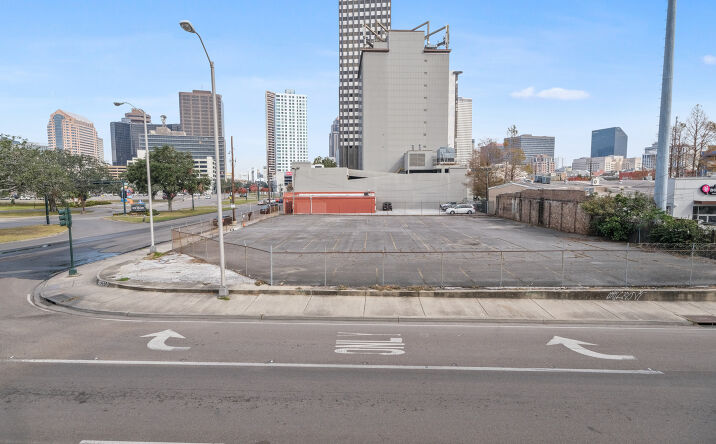 Pictures of Land property located at 1032 Loyola Ave, New Orleans, LA 70113 for sales - image #1