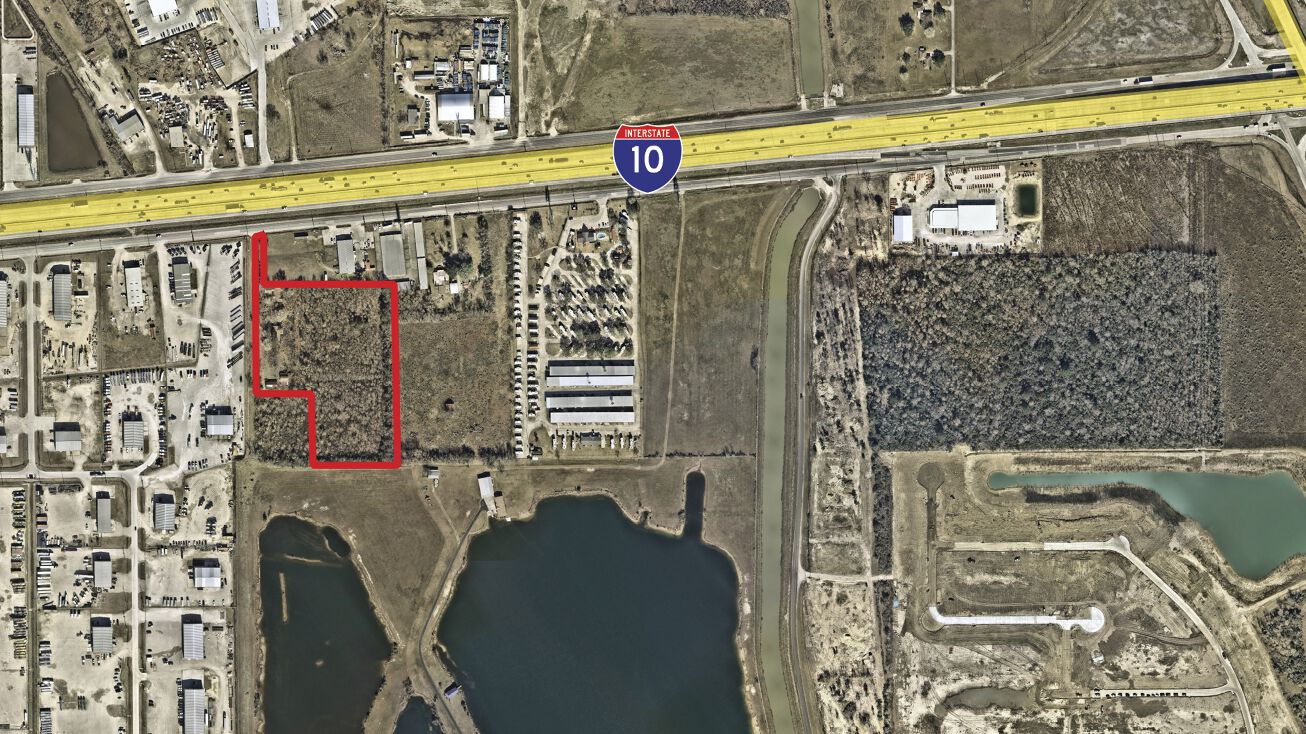 11524 I10, Baytown, TX 77523
