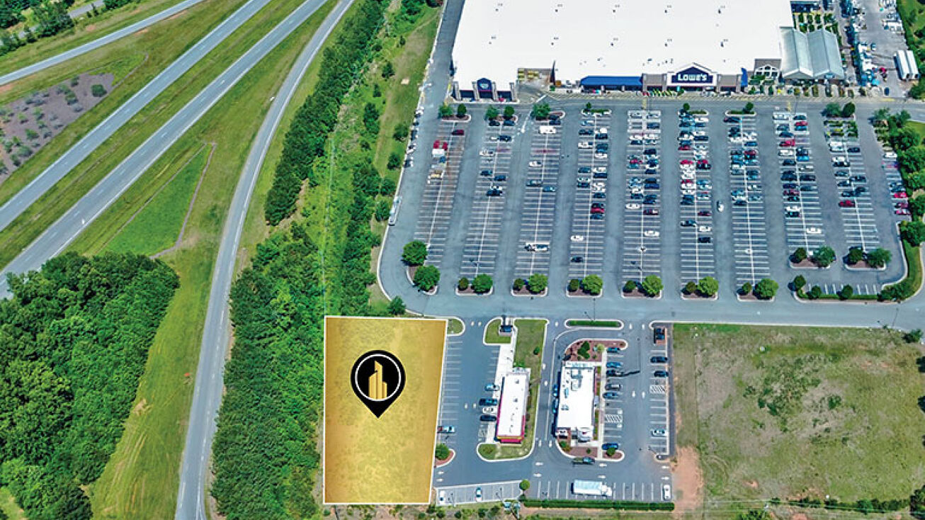 Lowes Dr, Pittsboro, NC 27312