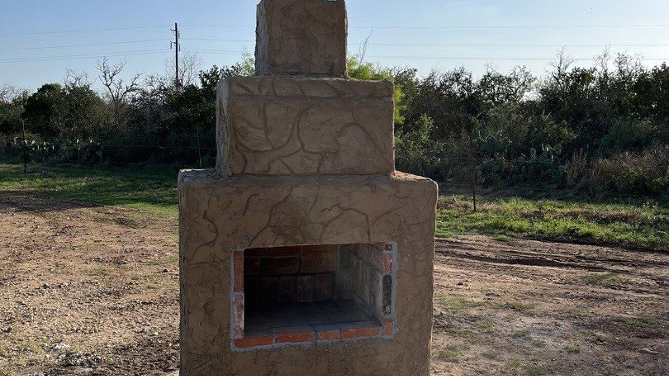 452 Private Road 6620 Devine, TX, Devine, TX 78016