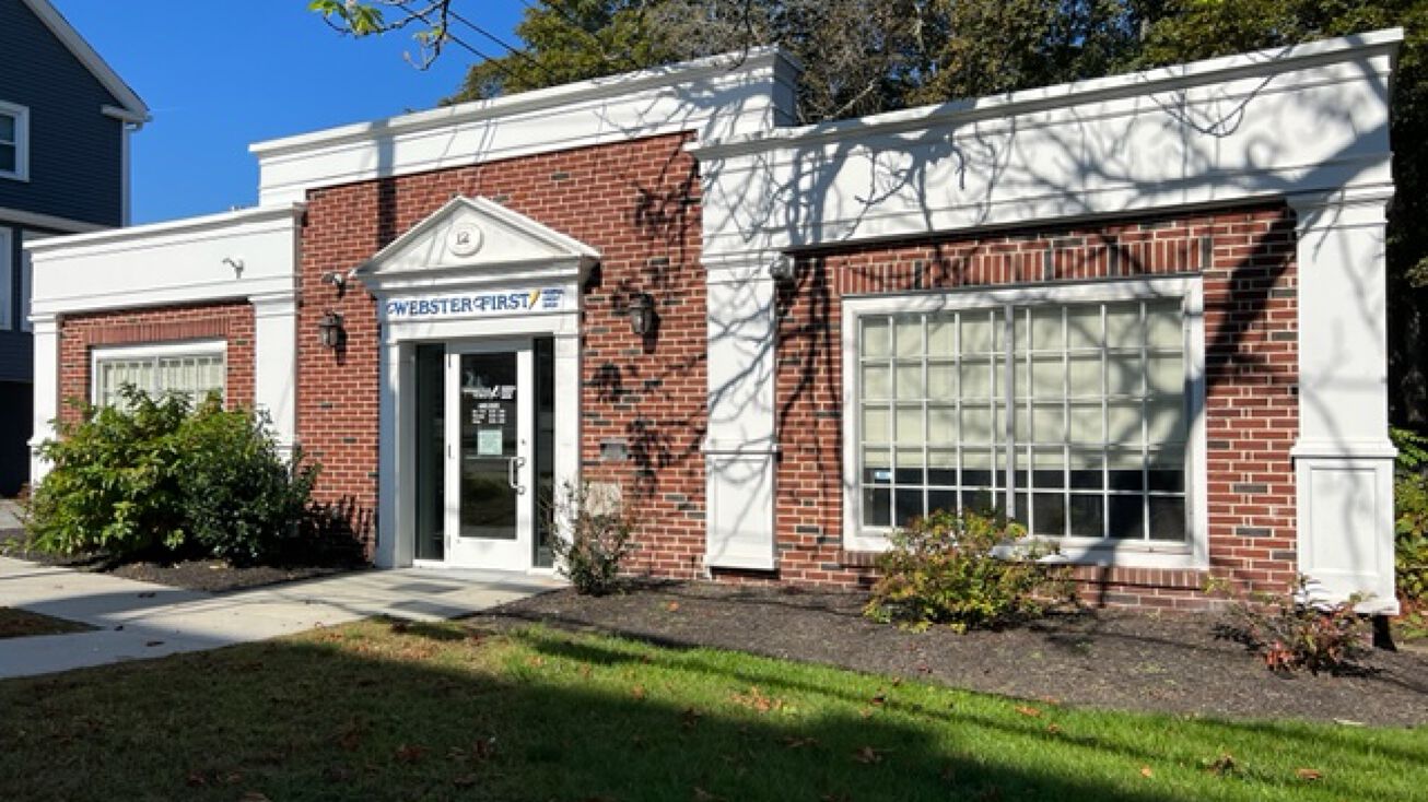 12 Merrimac Square, Merrimac, MA 01860