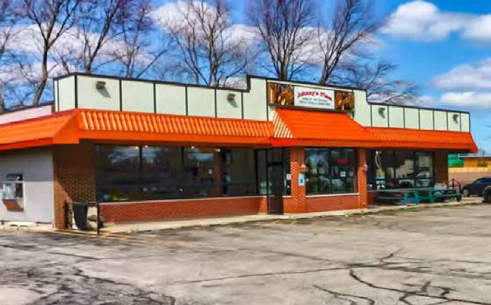 Pictures of Retail property located at 20 W Golf Rd, Des Plaines, IL 60016 for sales - image #1