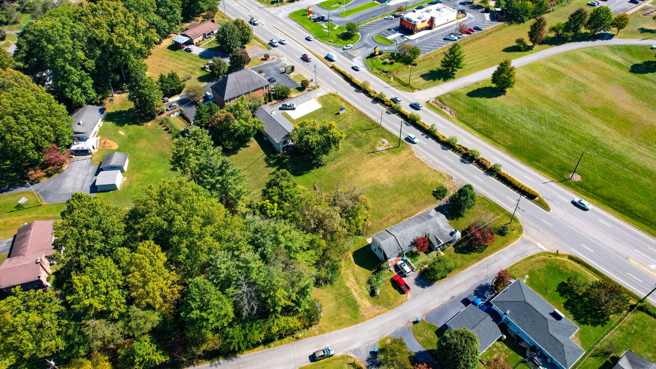 1203 East Jackson Boulevard, Jonesborough, TN 37659