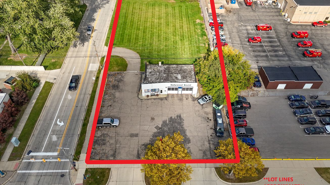 30254 Ford Rd, Garden City, MI 48135