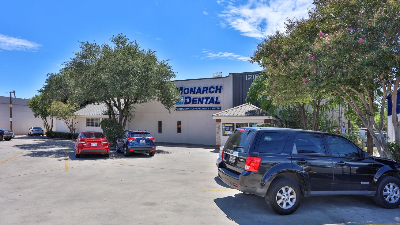 1218 SW Military Dr, San Antonio, TX 78221