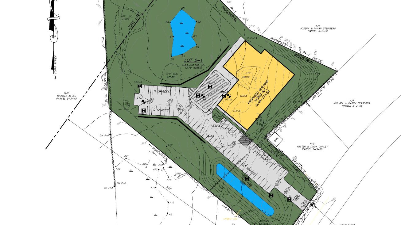 1483 Washington St, Holliston, MA 01746