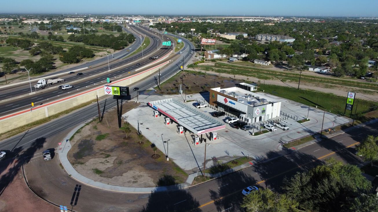 1610 S F St, Harlingen, TX 78550