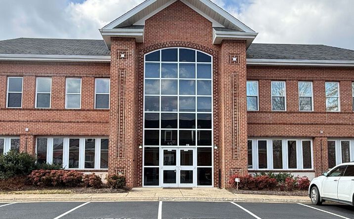 Pictures of Office property located at 45 N Hill Dr, Warrenton, VA 20186 for sales - image #1