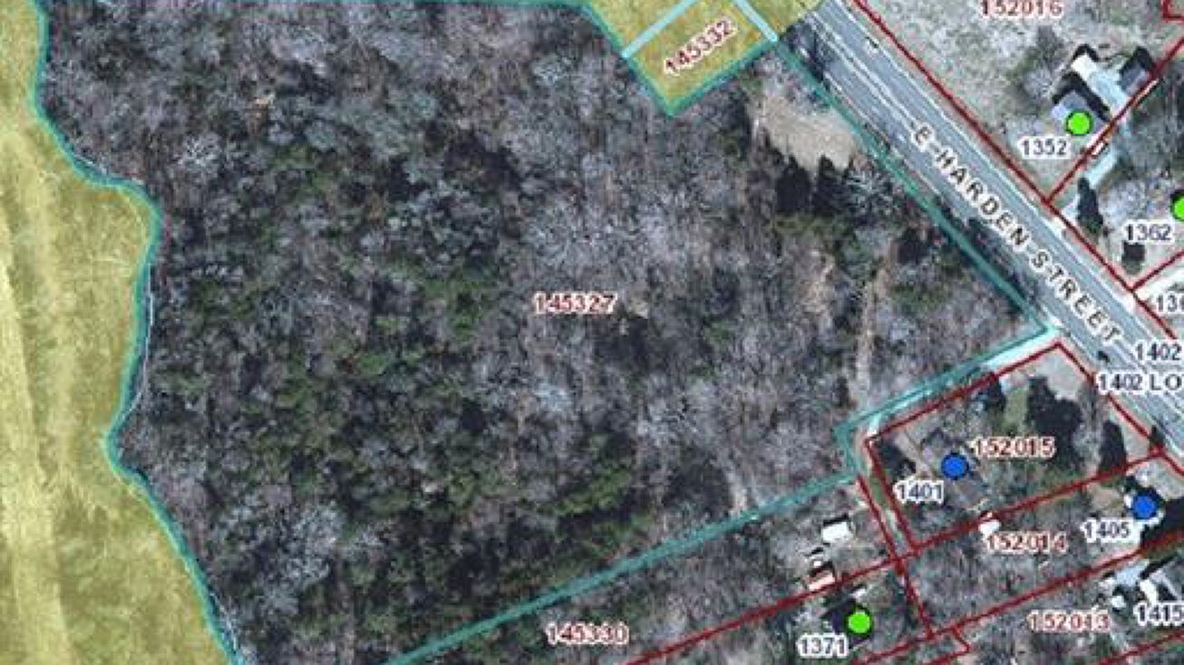 E Harden St, Graham, NC 27253