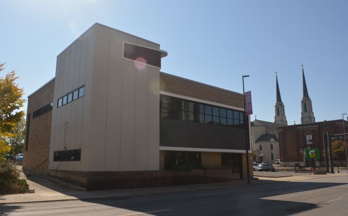 Pictures of Office property located at 210 E Jefferson Blvd, Fort Wayne, IN 46802 for sales - image #1