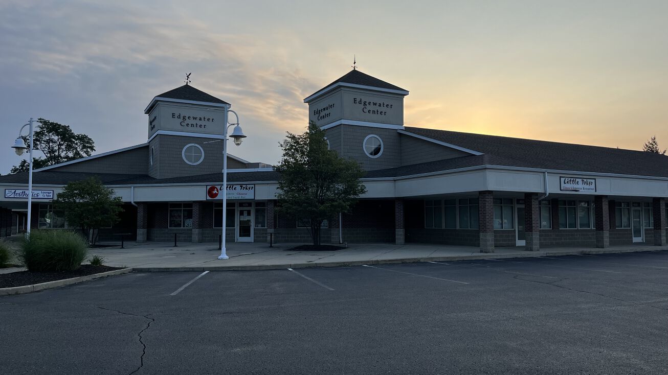 435 Upton Dr, St. Joseph, MI 49085