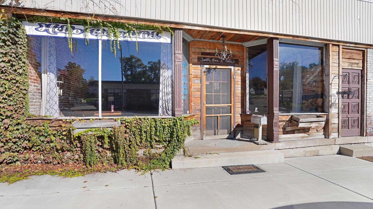 5601 S ADAMS Street, Bartonville, IL 61607