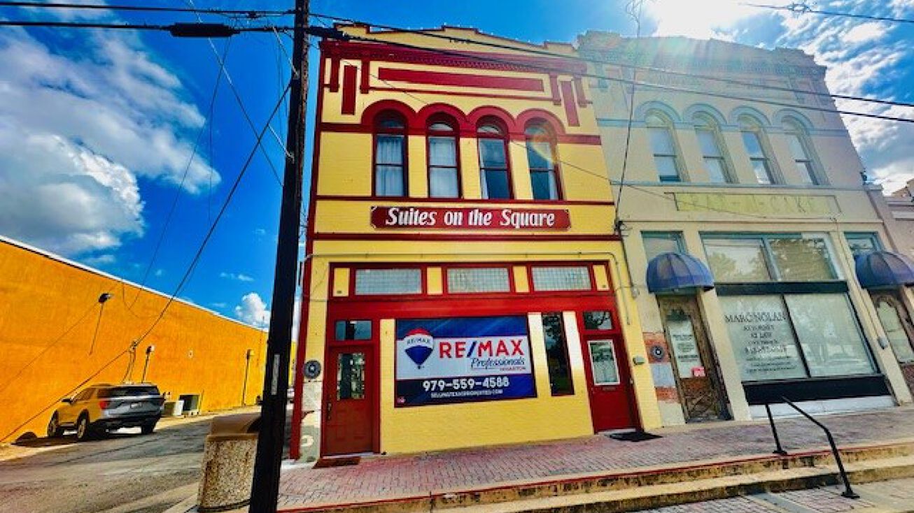 115 S Fulton St, Wharton, TX 77488