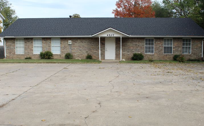 1087 E Henri De Tonti Blvd, Springdale, AR 72762 | Crexi.com