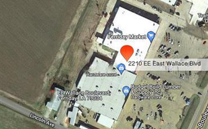 Pictures of Mixed Use, Office, Retail property located at 2208 & 2210 East Wallace Blvd, Ferriday, LA 71334 for sales - image #1