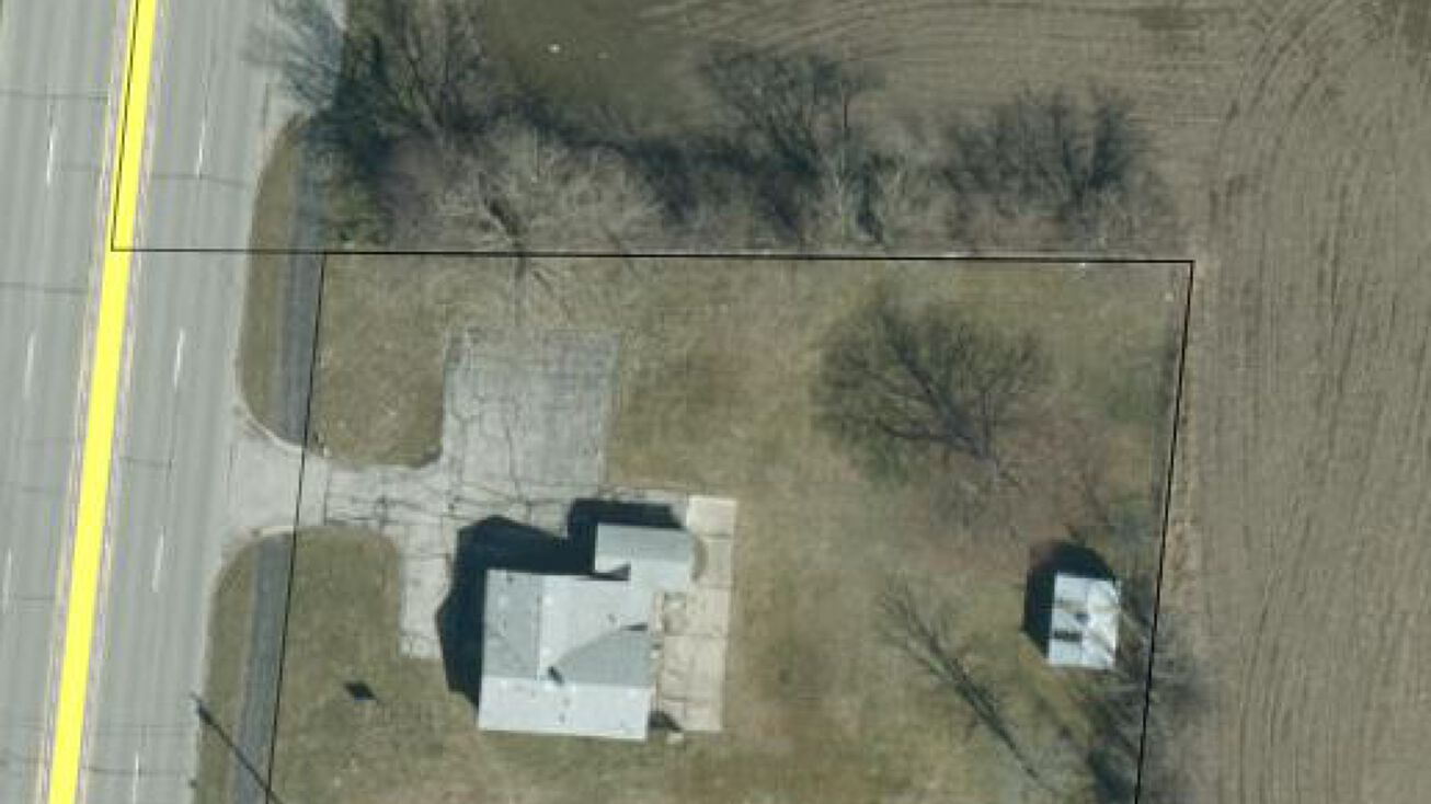 5750 Bay Road, Saginaw, MI 48604