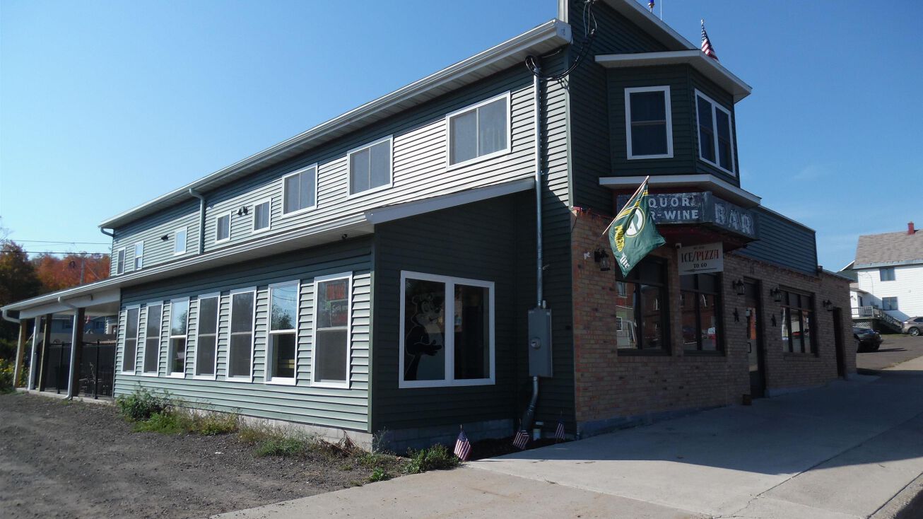 31 Trimountain, South Range, MI 49963