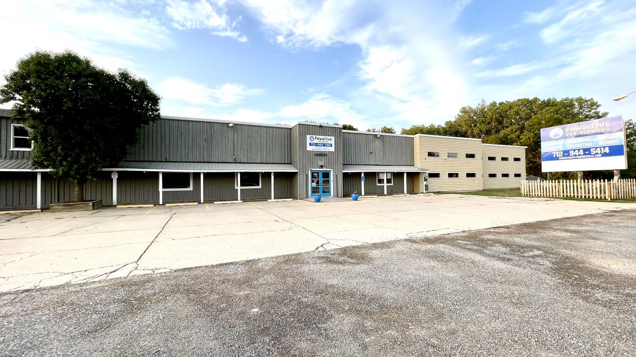 1911 Hwy 20, Lawton, IA 51030