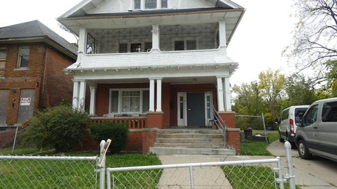 55 Ford St, Highland Park, MI 48203