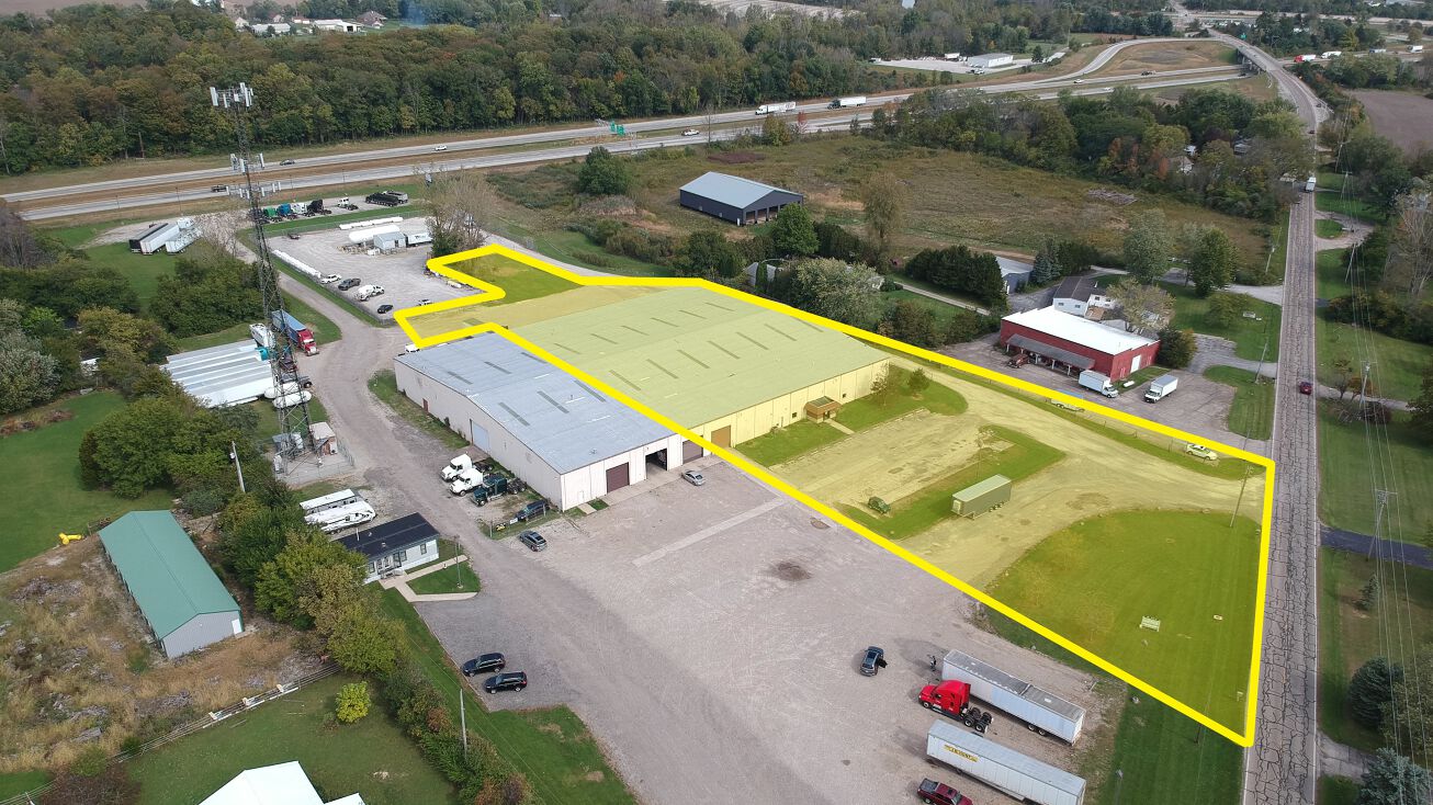 6975 Brookville Salem Rd, Brookville, OH 45309