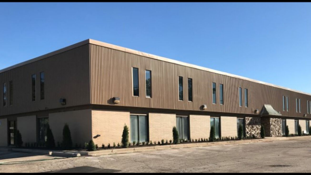 33 N River Rd, Mount Clemens, MI 48043 | Crexi.com